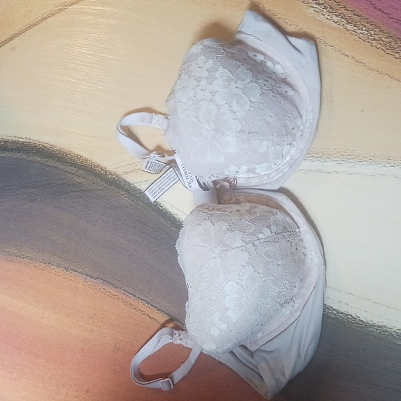 Victoria's Secret 36B light pink - Picture 1 of 2